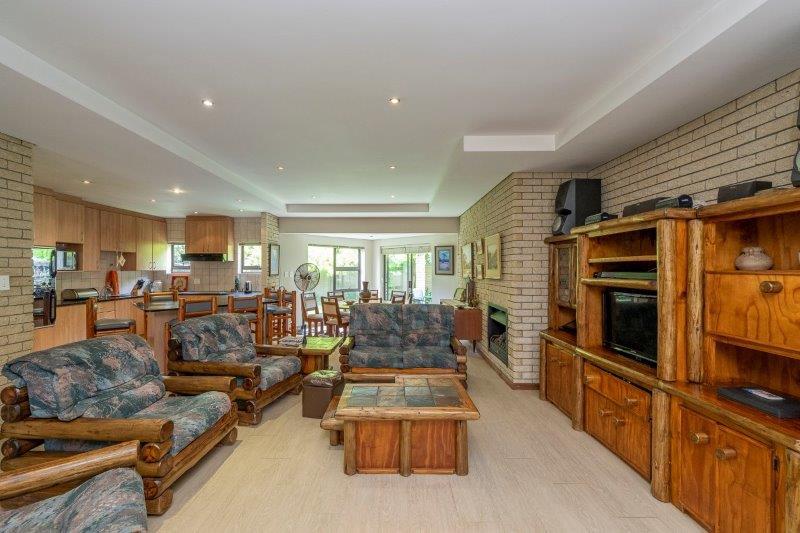 4 Bedroom Property for Sale in Vredekloof Heights Western Cape